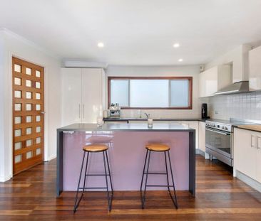 3/23 Hooker Boulevard, Broadbeach Waters QLD 4218 - Townhouse For R... - Photo 1