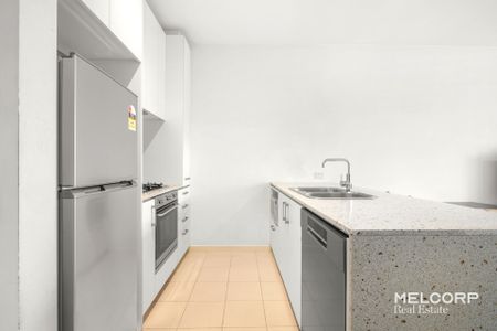 FURNISHED 2-BED IN THE HEART OF MELBOURNE - Photo 5