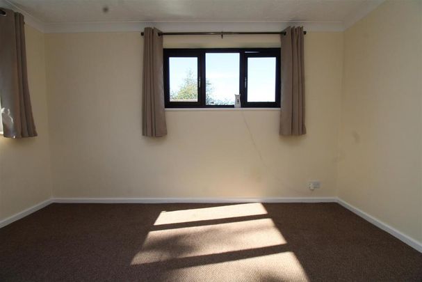 1 bedroom end of terrace house to rent - Photo 1