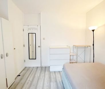 Room in a Shared Flat, Bradley House, E3 - Photo 4