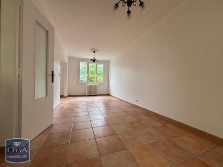 Location Maison 4 pièces 91m² ST NAZAIRE 44600 - Photo 2