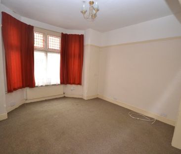 2 bed Ground Floor Flat for Rent - Photo 3