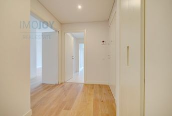 Apartamento T4 em Lisboa