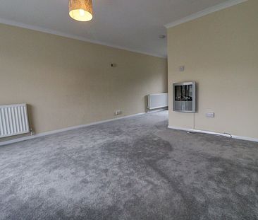 3 bedroom end terraced house to rent, - Photo 6