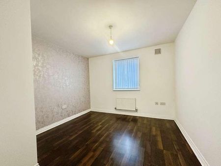 Old Market Street, Blackley, Manchester, M9 - Photo 2