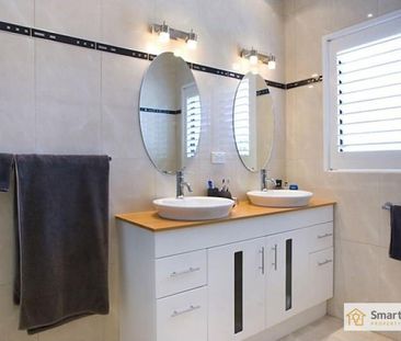 5 Milpera Retreat, Noosa Heads QLD 4567 - House For Rent | Domain - Photo 4