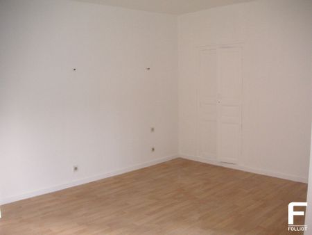 A louer maison de ville mitoyenne - type F2 - Carentan (50500) - Photo 3