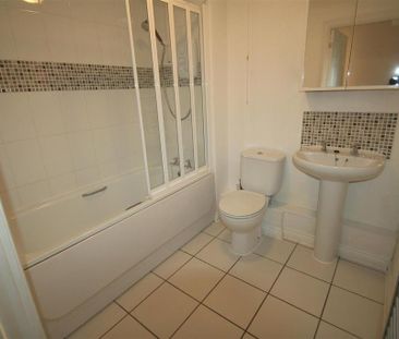 2 bedroom apartment to rent - Photo 6