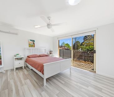 Renovated home offers flexible family lifestyle! - Photo 6