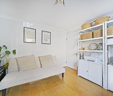 2 bedroom maisonette to rent - Photo 3