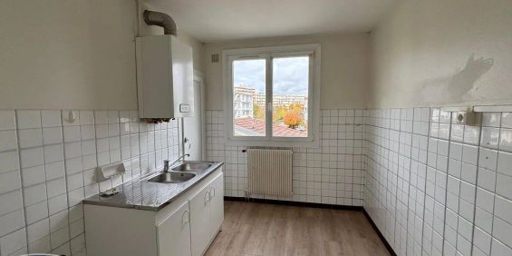 Appartement à louer 4 pièces 71.78m² - Photo 3