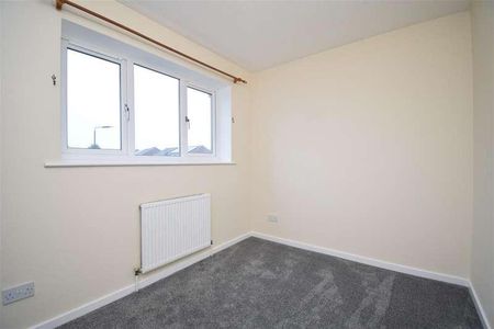 St Peters Gate, Ossett, WF5 - Photo 3