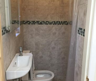 Studio Flat, Granville Road, S2 - Photo 4