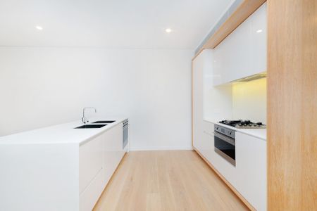 Luxury Urban Lifestyle - Photo 4