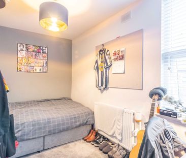 Room in a Shared House, Langdale Road, L15 - Photo 5
