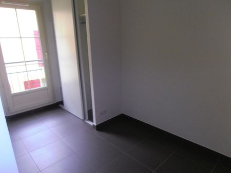 Location Appartement 3 pièces 54m² - Photo 4