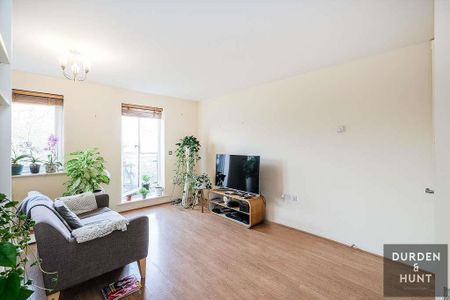 Goldsmiths Row, London, London - Photo 2