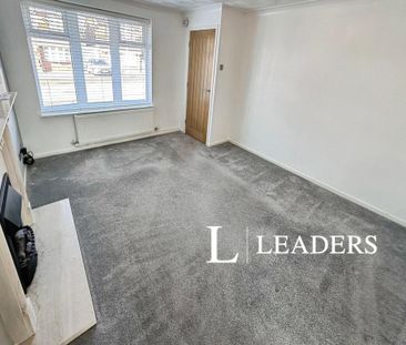 4 bedroom detached house to rent - Photo 1