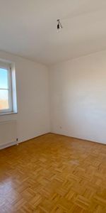 Geförderte 3-Zimmerwohnung mit Loggia und Einzelgarage - Photo 3