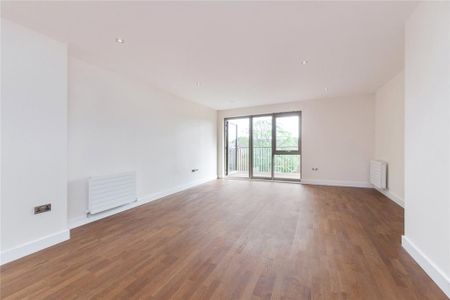 3 bedroom flat to rent - Photo 2