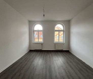 Gemütliche Dachgeschoss-Wohnung | frei ab sofort - Photo 1