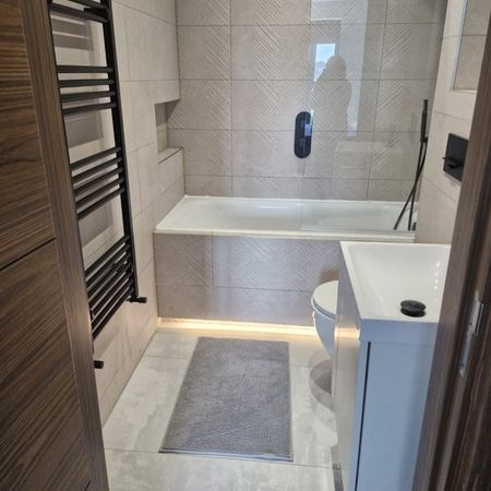 Room in a Shared Flat, London, NW9 - Photo 4