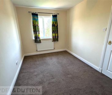 4 bedroom detached house to rent - Photo 2