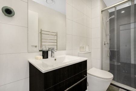 Amazing One Bedroom $595 Rent, power and water - Photo 2