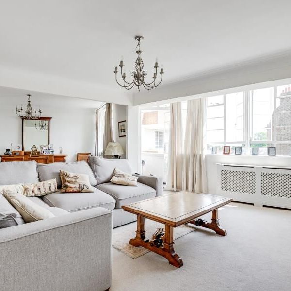 3 Bedroom Flat To Let - Photo 1