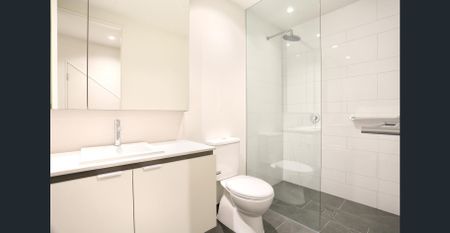 Stylish, modern and conveniently located - Photo 4