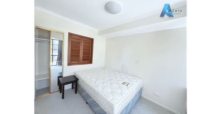 2 BED 1 BATH FURNISHED APARTMENT - WHITE GOODS INCLUDED - Photo 3