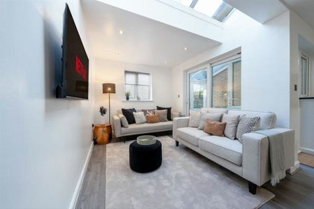 Derinton Road, Tooting, SW17 - Photo 2