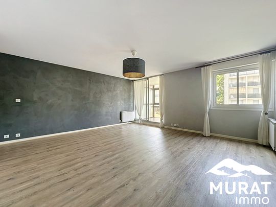 Location Appartement 4 pièces 92m² CHAMALIERES 63400 - Photo 1