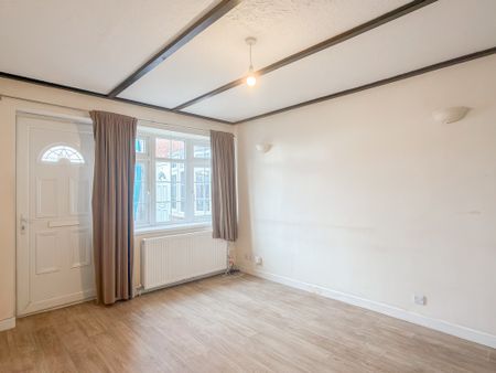 St Michaels Place, Bournemouth - Photo 2