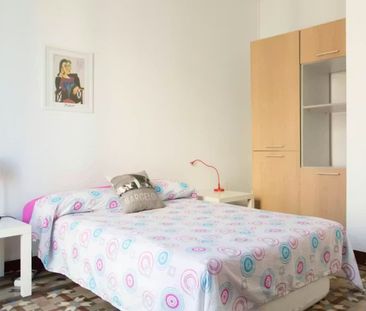 Carrer d'Aragó, Barcelona, Catalonia 08009 - Photo 5