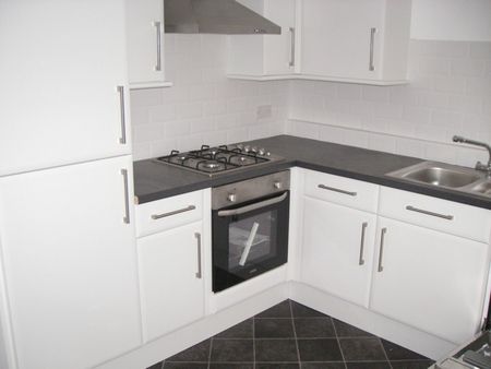 Dryden Street, Manchester, M13 - Photo 2