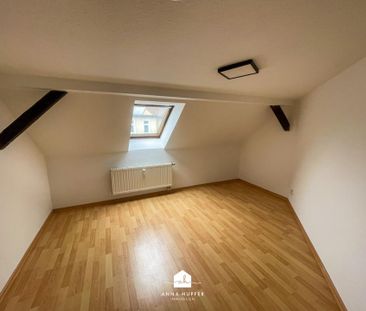 Renovierte 2-Raum-Wohnung mit Einbauküche - Foto 5