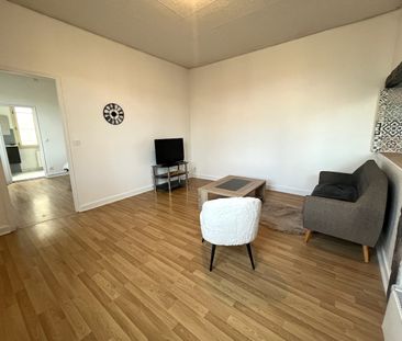 Location Appartement 2 pièces 50m² - Photo 1