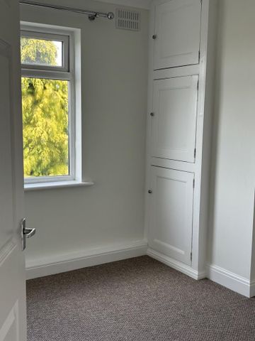 3 bedroom end of terrace house to rent - Photo 5
