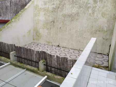 Apartamento T2 com varanda e terraço na Cova da Piedade - Photo 2