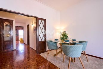 Apartamento T4 em Lisboa