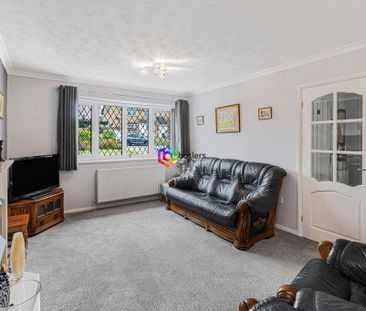 3 bedroom detached bungalow to rent - Photo 4