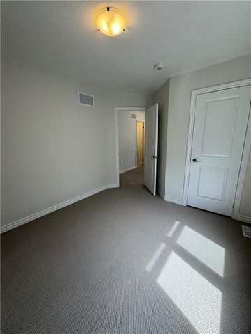 For Lease - 29 Gilham Way, Brant, Ontario - Photo 4