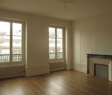 Location Appartement 4 Pièces 121 m² - Photo 4