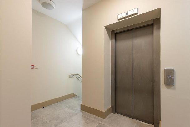 1 bedroom parking to rent - Photo 1