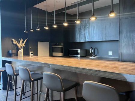 For Lease - 70 Annie Craig Drive Unit# 3308, Toronto, Ontario - Photo 2