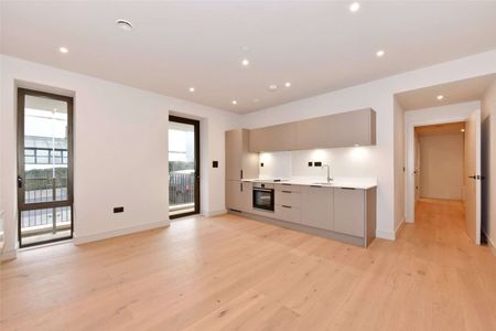 A one bedroom apartment in the Rivershill development. Benefitting from off street parking and use of a residents gym. - Photo 5