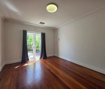1240 Dandenong Road, MURRUMBEENA - Photo 1