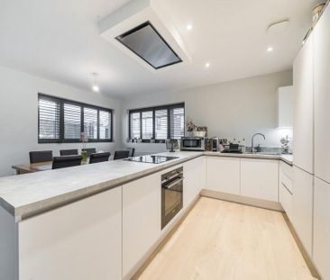 3 bedroom detached house to rent - Photo 5