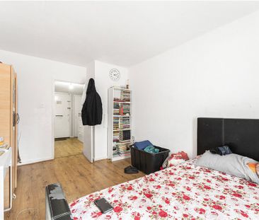 Bromley High Street, London, E3 3EH - Photo 3